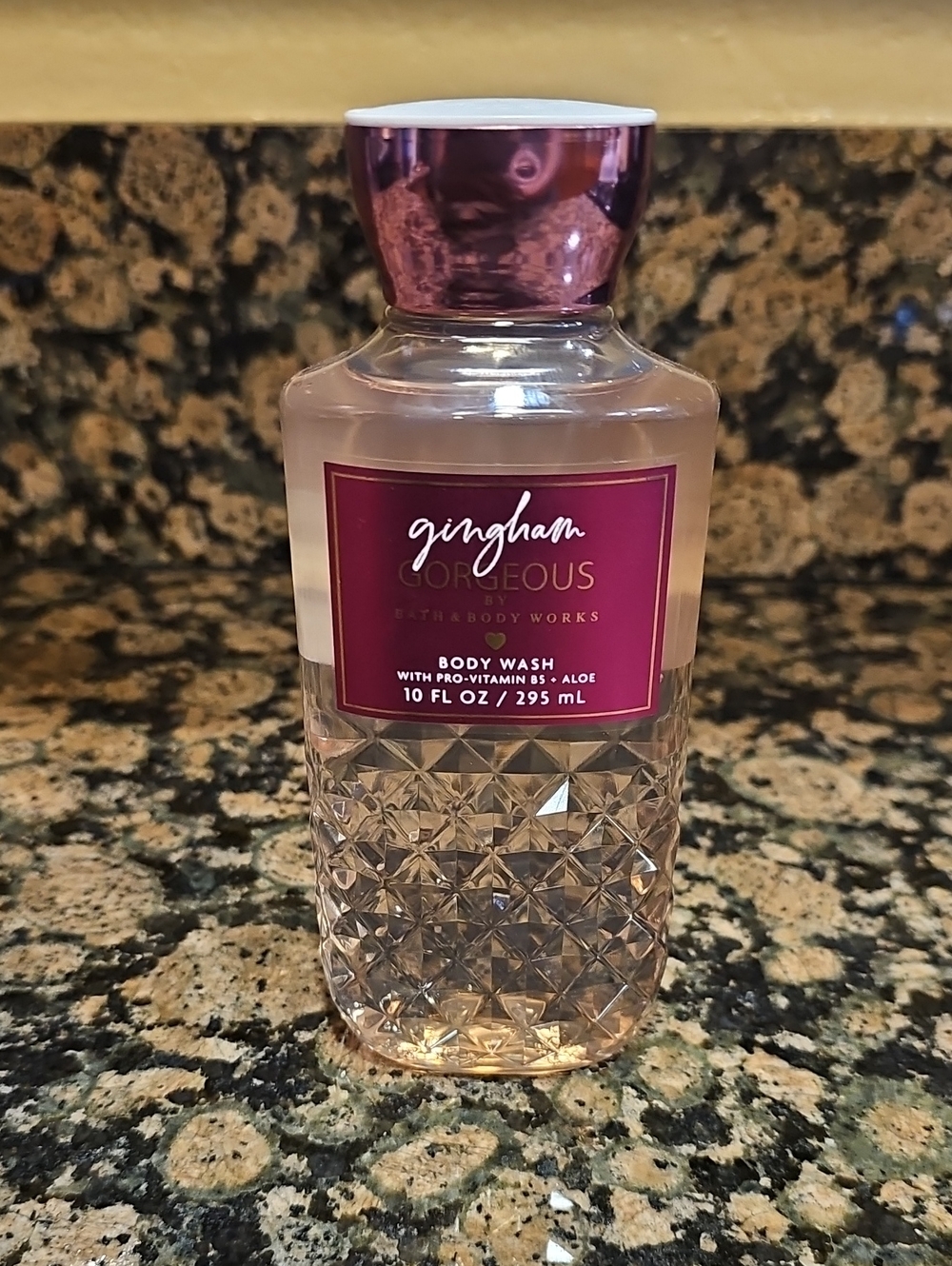 Gingham Gorgeous by BBW shower gel